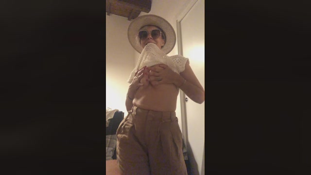 hotbonnet  18-06-2022